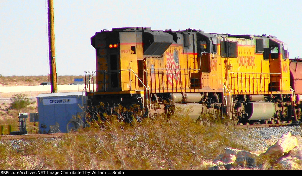 EB Manifest Frt at Erie NV W-Pshrs -105